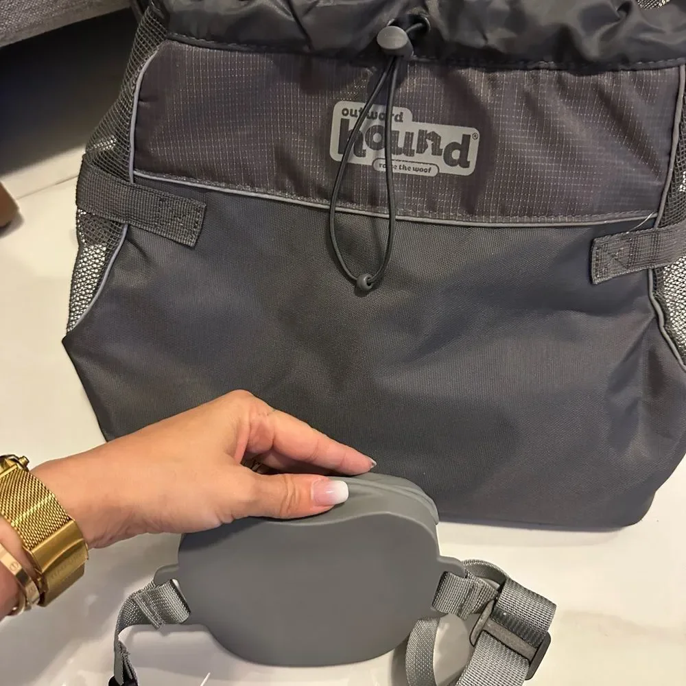 Outward Hound Charcoal and Black Backpack & puppy treat Fanny pack for training - Picture 3 of 6